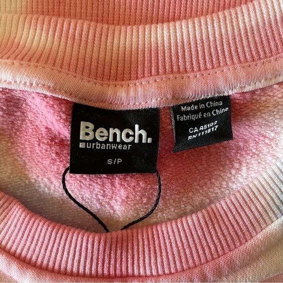 BENCH Pullover Crew Neck Ribbed Sweater Tie Dye Size Small - Picture 7 of 10